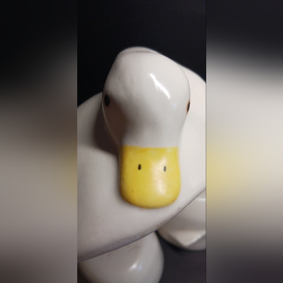 Vintage Ceramic Figural Geese Sugar bowl Creamer with Yellow Beak, 1980s - Picture 10 of 11